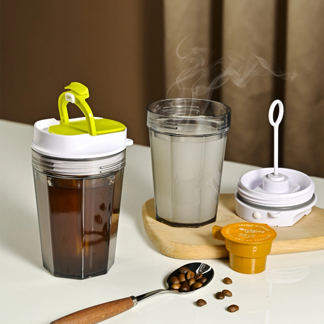 Self Stirring Plastic Coffee Mug